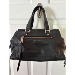 Marc Jacobs Black Leather Cruiser Satchel Bag with Crossbody Strap EUC